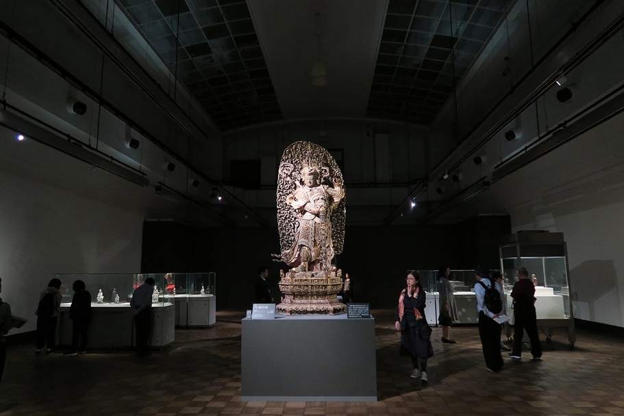 「佛像 中國‧日本」特展展覽現場。（攝影／李孟學）