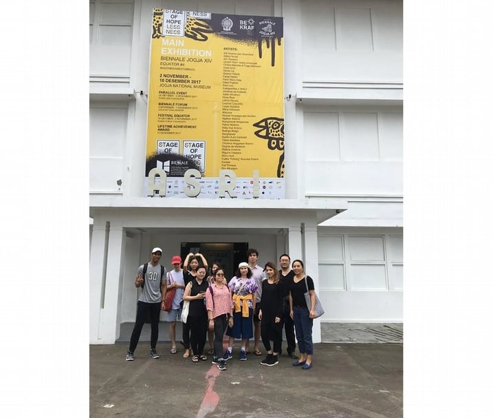 CCSCA於 106 學年度上學期結合「全球雙年展」（Global Biennial） 以及「亞太當代藝術」 （Asian Pacific Art） 兩門課程，首次進行海外實地學習，，參訪有長遠歷史的印尼雅加達雙年展 （Jakarta Biennial） 與日惹雙 年展（Yogyakarta Biennial）。（CCSCA提供）