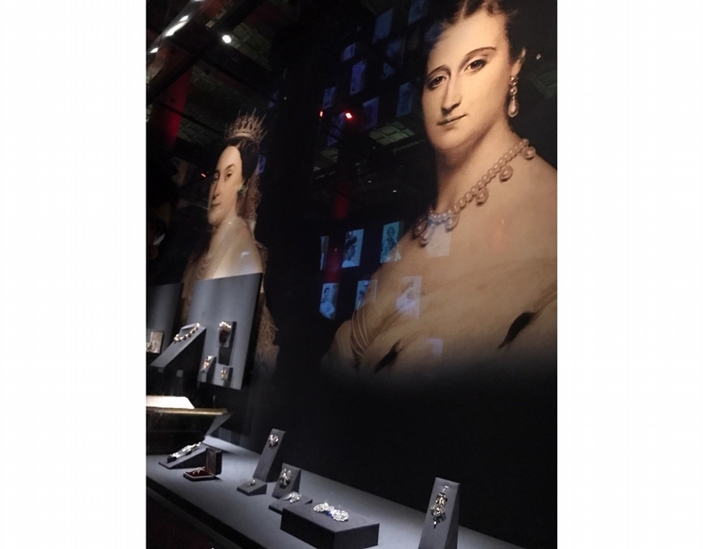 2019年於北京故宮展出的「有界之外——卡地亞．故宮博物院工藝與修復特展」展場。（陸仲雁提供）