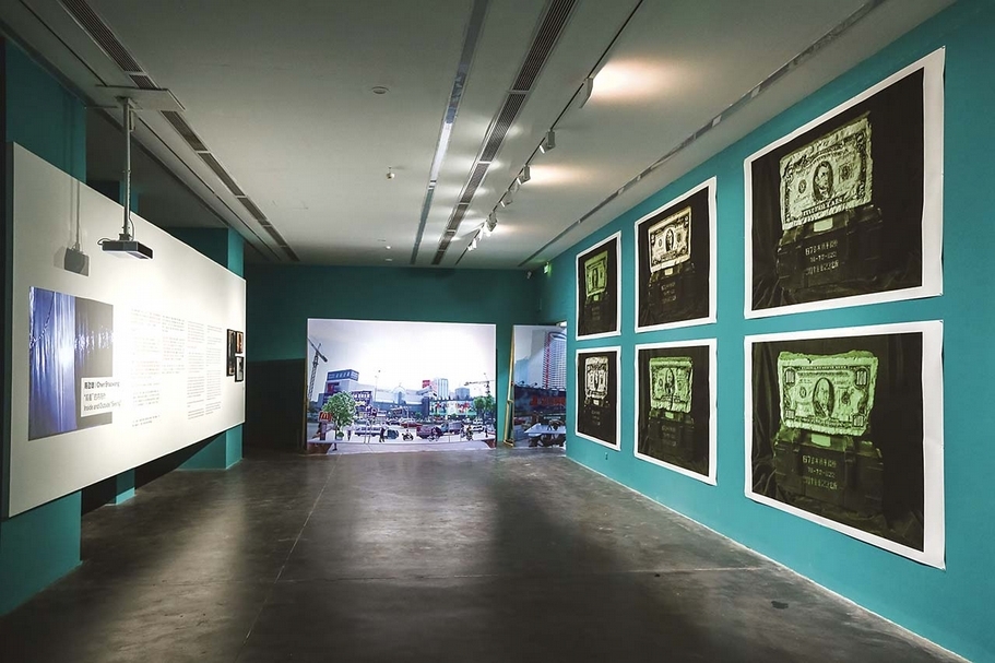 尤倫斯當代藝術中心「人間指南」展覽現場。（尤倫斯當代藝術中心提供）
