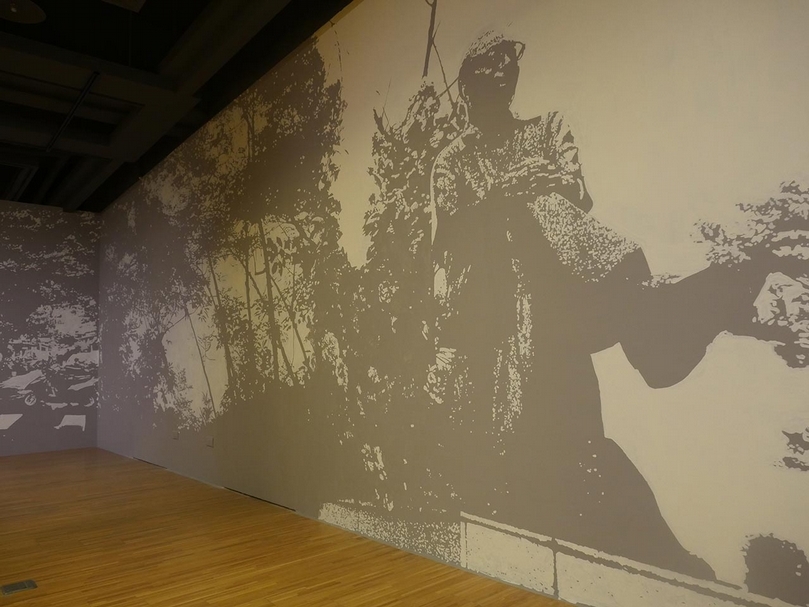 「隱藏的時間：北投在地影像採集計畫」（2018），是鳳甲美術館近年來推出一系列北投在地研究計畫的呈現。（鳳甲美術館提供）