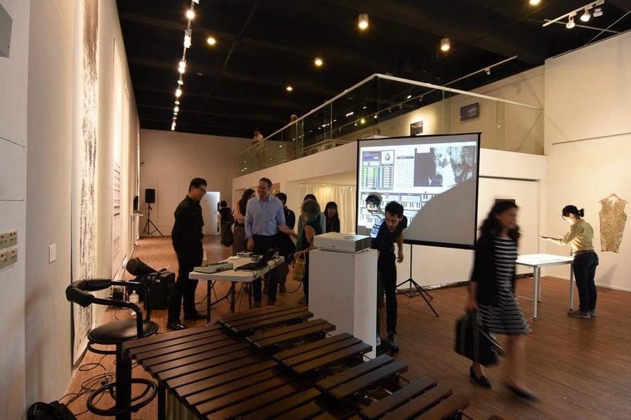 包浩斯台德交流展的佈展工作情況。（吳瑪悧提供）
