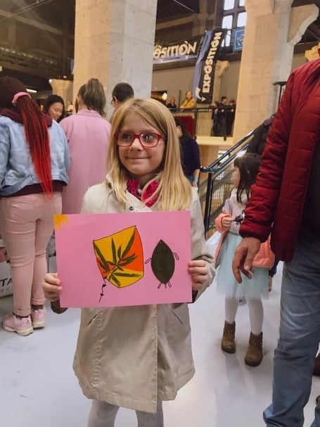變成小小人物跟風箏很有完整度的作品!