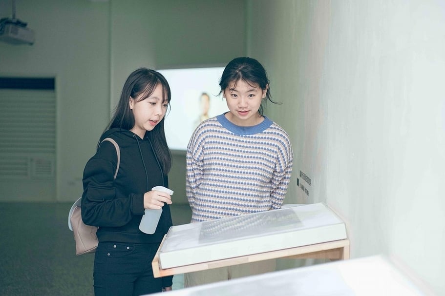 丁建中《靜候之景》，裝置作品，2019。（照片提供／A.P.D.計劃，攝影／柯善文）