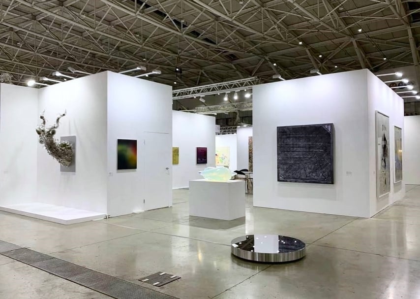 洗澡堂畫廊（SCAI The Bathhouse）於2020台北當代藝術博覽會展位現場。（本刊資料室）