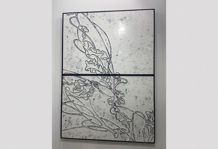 李昢（Lee Bul）的作品《Perdu XXX》。（本刊資料室）