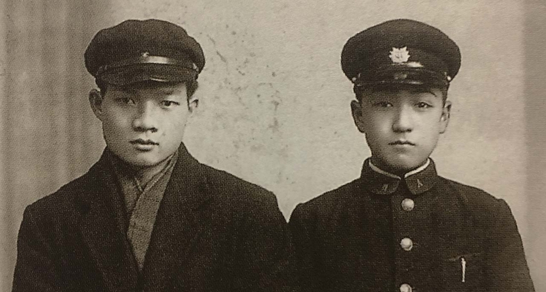張義雄就讀嘉義中學期間與日本同學的青澀之戀。（翻攝自黃小燕，《浪人．秋歌．張義雄》，台北：雄獅美術，2004，頁17）