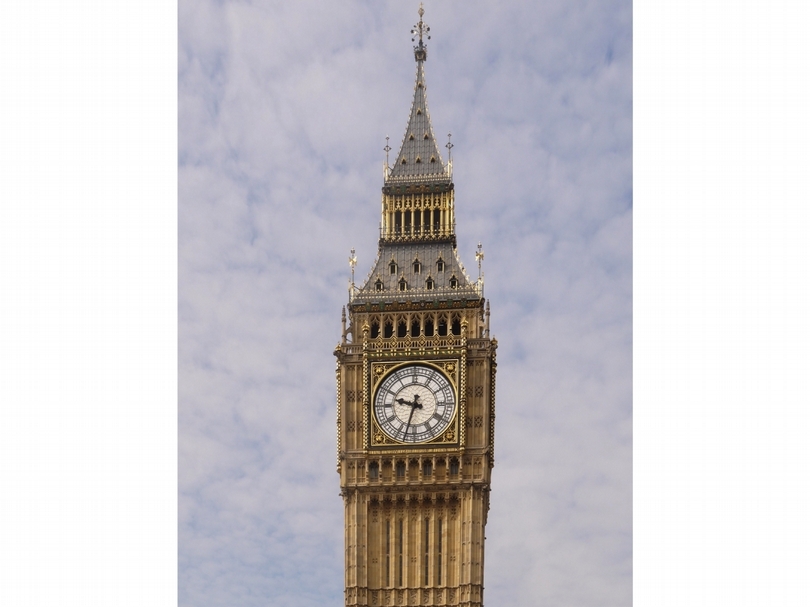 大笨鐘（Big Ben）是英國一級古蹟，也是英國精神的象徵。（黃心蓉提供）