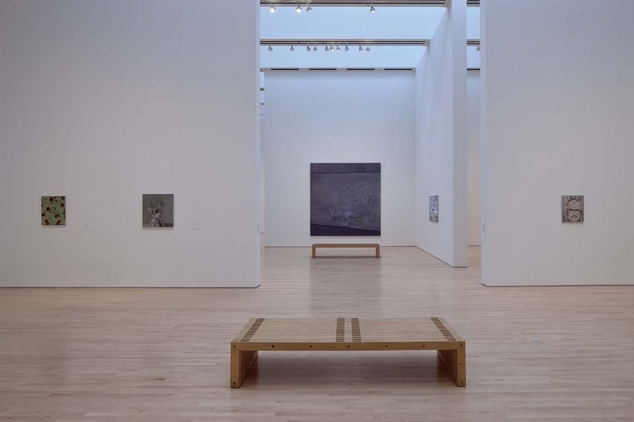 2010年舊金山現代藝術博物館呂克．圖伊曼斯個展現場。（卓納畫廊提供）