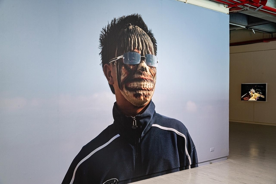 阿比查邦・韋拉斯塔古（Apichatpong Weerasethakul）《鬼魂青年》，噴墨輸出，2009。（藝術家與臺北市立美術館提供）