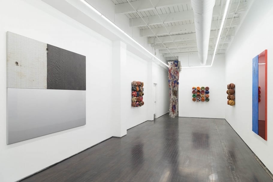 泰羅．溫斯頓（Tyrrell Winston）的「返場」（Encore）展覽現場。（photo by Tim Johnson, courtesy of the artist and Library Street Collective）