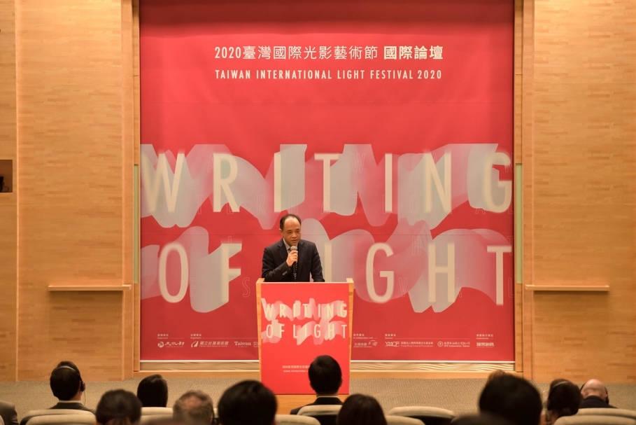 國立臺灣美術館館長林志明，期許藉由美術館的藝術力與策展力將展演能量延伸至美術館外，透過藝術介入節慶活動反轉城市形象。（擷果創意提供）