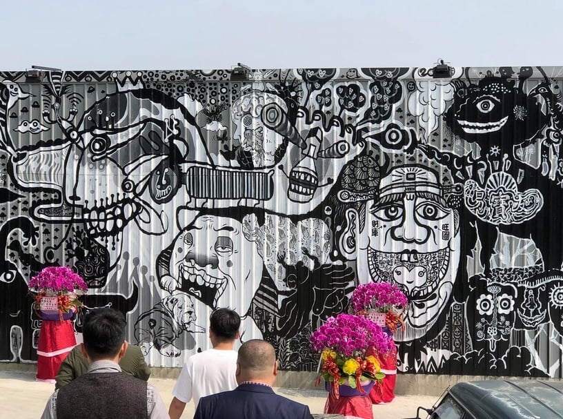 洪易美術館盛大開幕，這也是洪易完成的第一個人生圓夢階段。（簡秀枝提供）