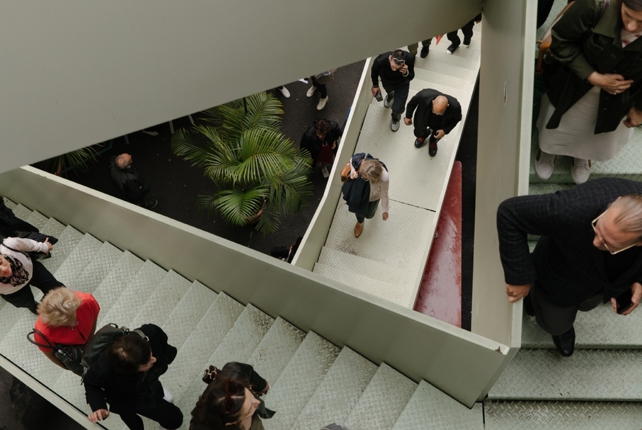 2019年，Liste Art Fair Basel藝博會貴賓預展現場。（Photo by Diana Pfammatter, © Liste Art Fair Basel）