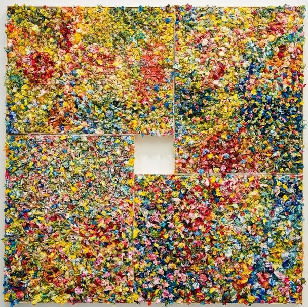 江賢二《金樽／春》，油彩、複合媒材，300x300cm，2019，藝術家自藏。（© 臺北市立美術館及藝術家提供）