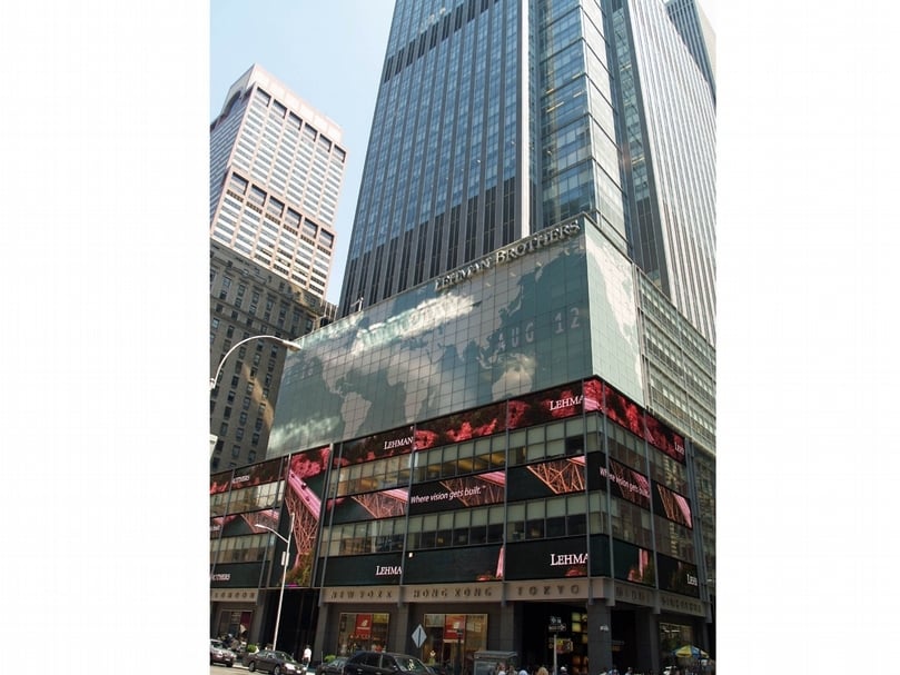 2008年美國金融危機，當年9月15日，雷曼兄弟控股公司（Lehman Brothers Holdings Inc.）宣布破產全球金融市場陰霾籠罩。（©wikimedia）
