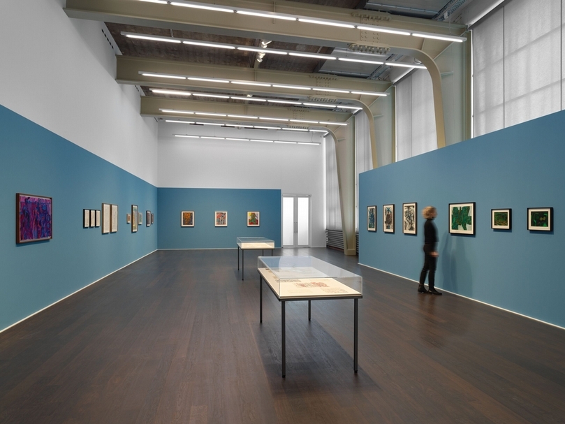 豪瑟沃斯畫廊蘇黎世空間露西亞・烏爾塔多（Luchita Hurtado）展覽現場。（豪瑟沃斯畫廊提供，©Luchita Hurtado）