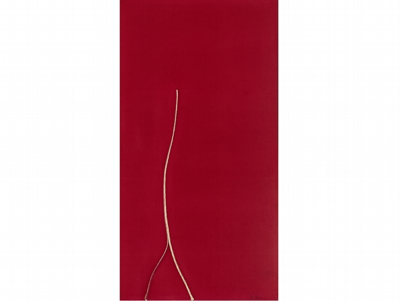 朱為白《立》，複合媒材、棉布，183x96.3cm，1994。（尊彩藝術中心提供）
