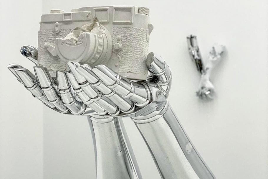 空山基x Daniel Arsham 合作系列第二彈。（©空山基x Daniel Arsham）
