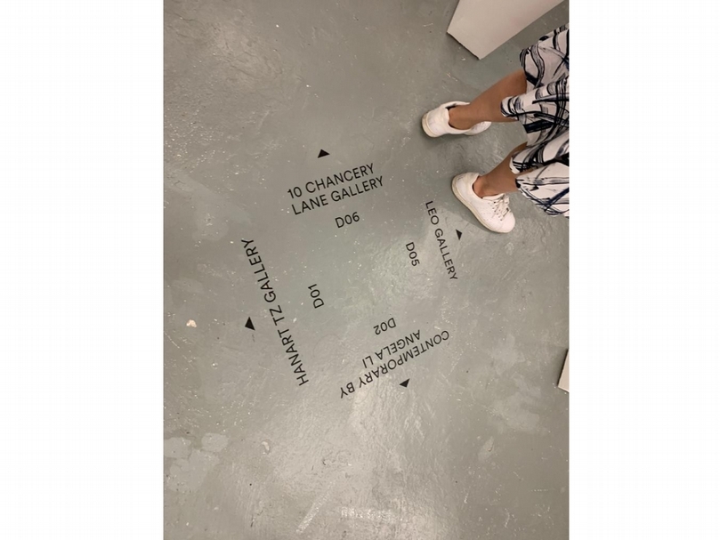 香港「UNSCHEDULED」藝博會為了更好呈現展埸品質，特別邀請BEAU Architects參與設計。（謝盈盈提供）