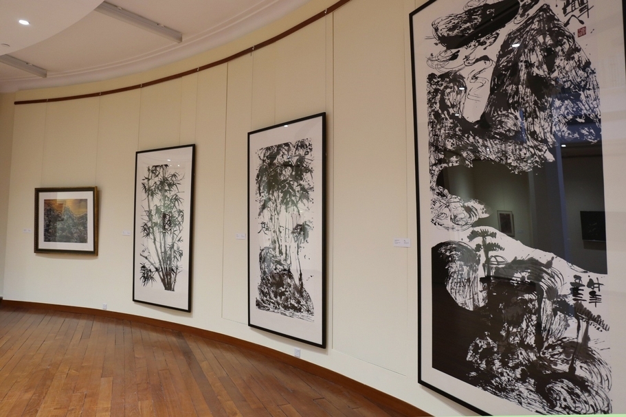 「山斗道人」展覽現場。（香港大學美術博物館提供，攝影／康婉瑩）