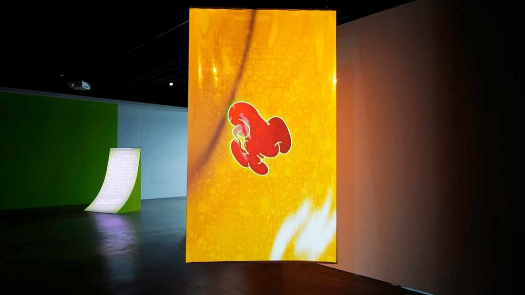 「屍變、靡靡、壞天氣」展場一隅。（臺北數位藝術中心提供）