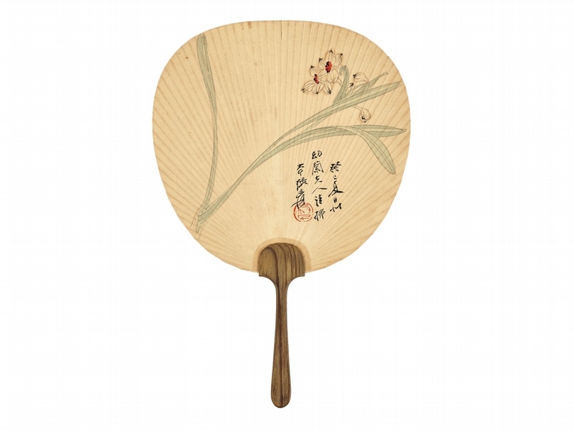 拍品1049:張大千〈水仙〉,設色紙本、團扇,1953年作,估價70萬至90萬港元,成交價87萬5000港元。(香港佳士得提供)