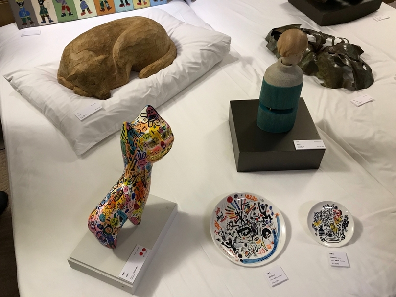 雅逸藝術中心展出一系列有趣的張瓊方的作品。（本刊資料室）