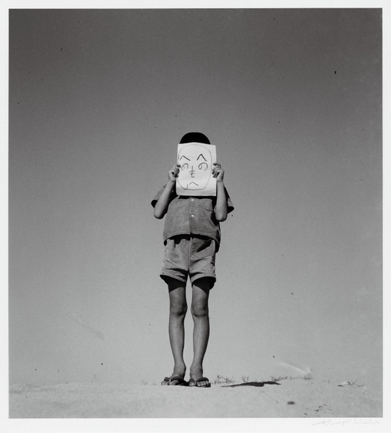 植田正治，Henoheno-Moheno，1949----©Shoji-Ueda-Office