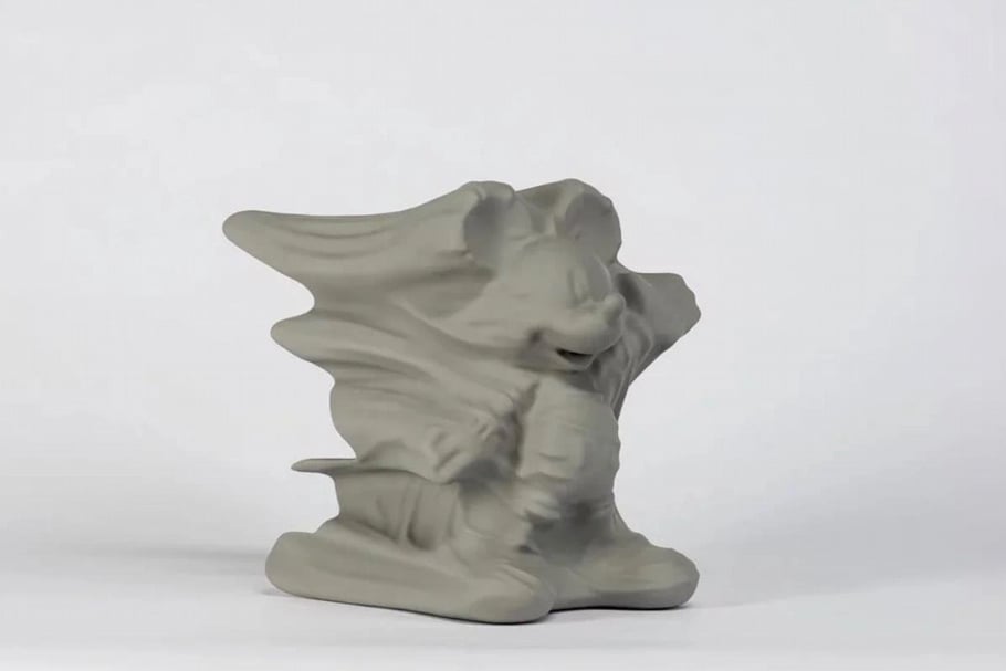 丹尼爾．阿爾軒（Daniel Arsham）於7月推出的《Hollow Mickey》（灰色），共500版次，售價12,800港幣。（©Daniel Arsham）