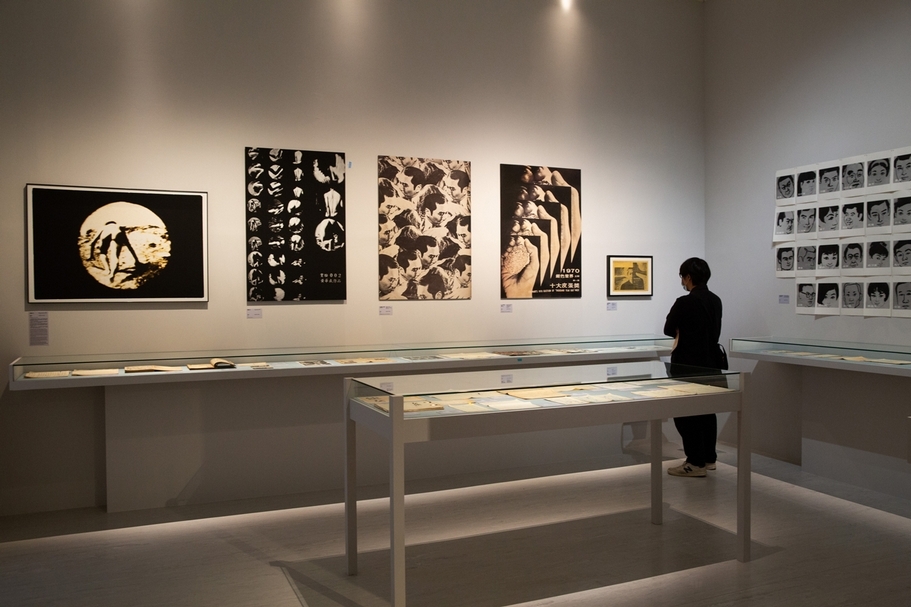 「未完成，黃華成」中「電影實驗的未竟想像」展區一隅。（臺北市立美術館提供）