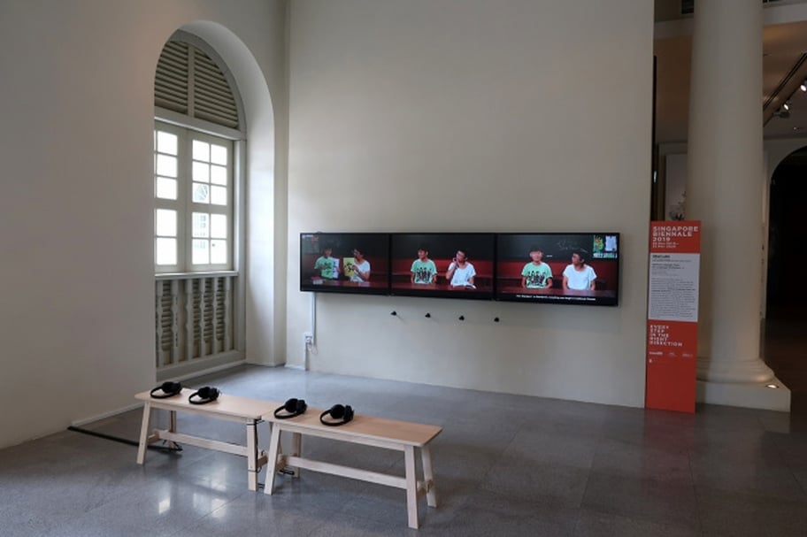 《國語教室：我的語言的熟練程度》於「2019新加坡雙年展」亞洲文明博物館（Asian Civilisations Museum）展場一隅。（© Okui Lala）