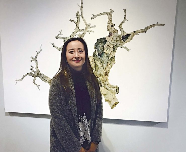 宇宙中的一線生機，亞洲大學現代美術館展出「點．線密碼：草間彌生／陳金龍」