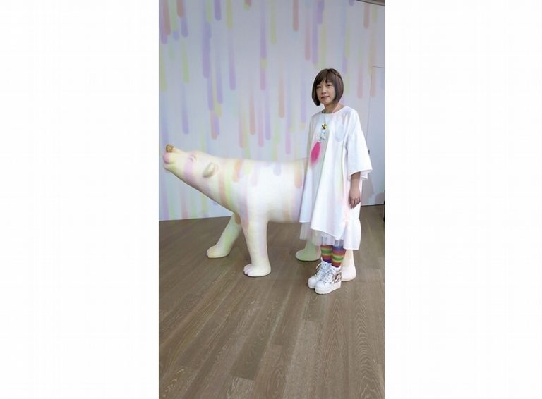 淋一場彩虹雨  蔡潔莘的異想村落