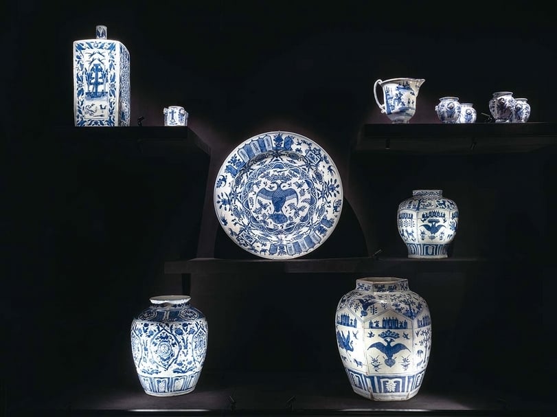「瓷廳:中國外銷瓷」展場第一區。(米蘭普拉達基金會提供)