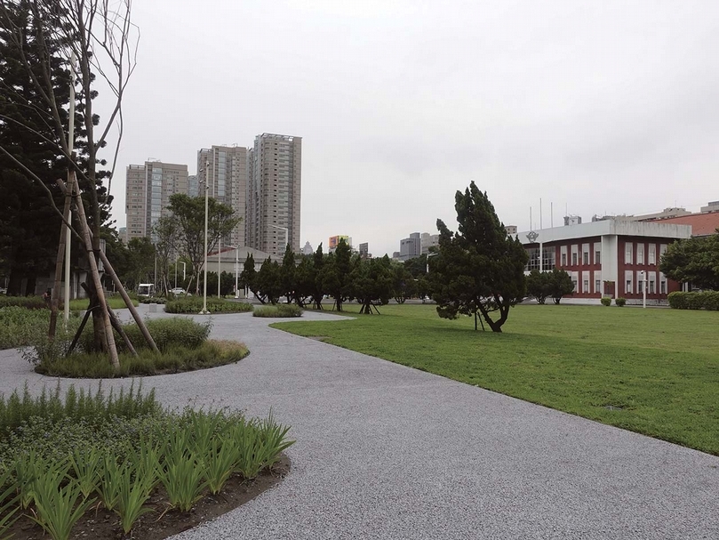 C-LAB圍牆拆除工程完工後，空總園區正式全面打開，成為一座位在市中心的新市民公園。（空總臺灣當代文化實驗場提供）