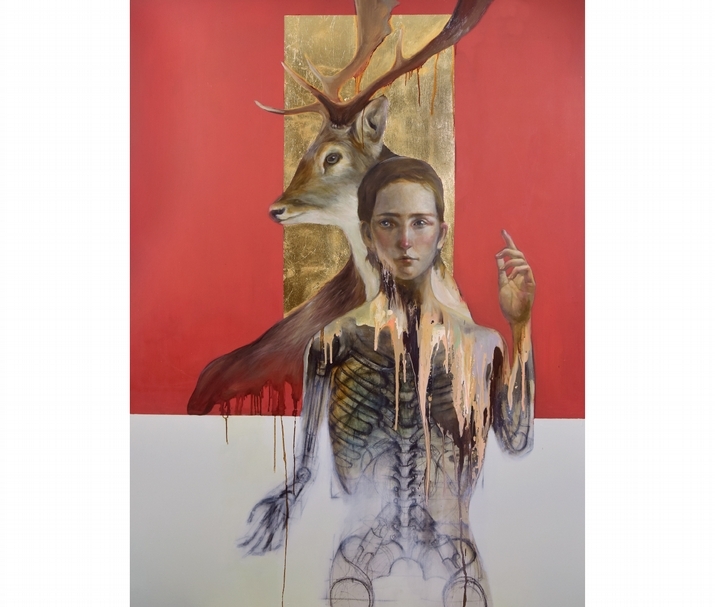 黃贊倫《控制II》,炭精、油彩、銅箔,172x126 cm,2020。(大象藝術空間館提供)
