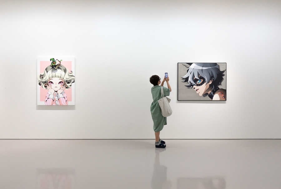 2020年誠品畫廊「松浦浩之：SUPER ACRYLIC SKIN—Quiet World」展覽現場。（誠品畫廊提供）