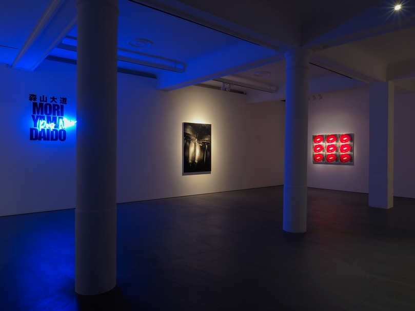 2020 年亞紀畫廊「森山大道 Moriyama Daido：Pop Noir」展覽現場。（Each Modern 亞紀畫廊提供）