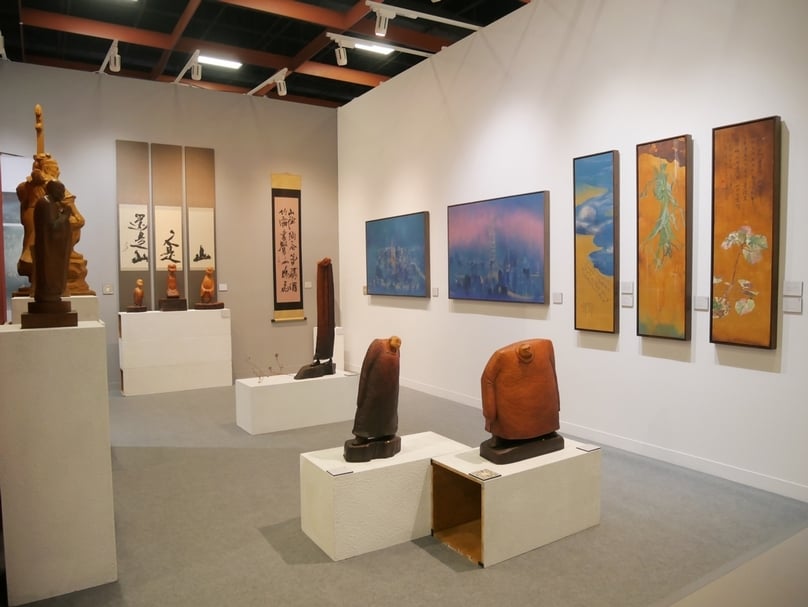 鶴軒藝術展場現場。（本刊資料室）
