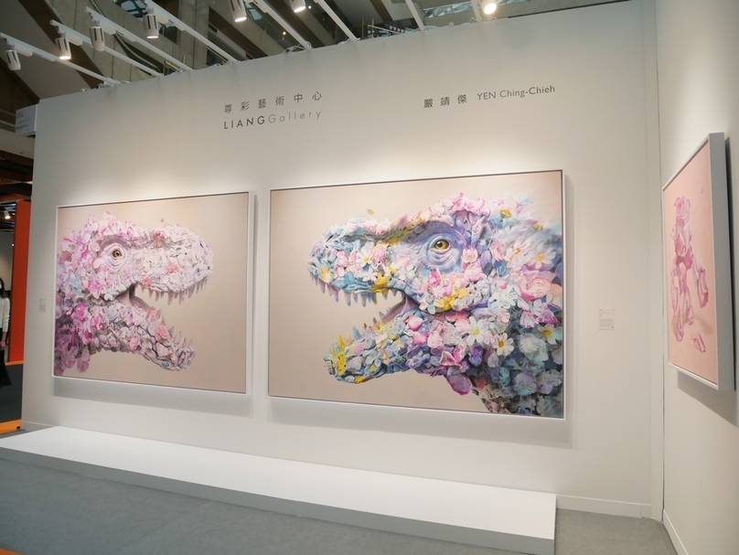 2020ART TAIPEI尊彩藝術中心銷售額突破千萬，總計售出67件作品。（本刊資料室）