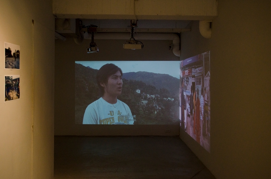 蔡詠晴，《男孩札西》，雙頻道錄像， 15分21秒，2011。（福利社提供）
