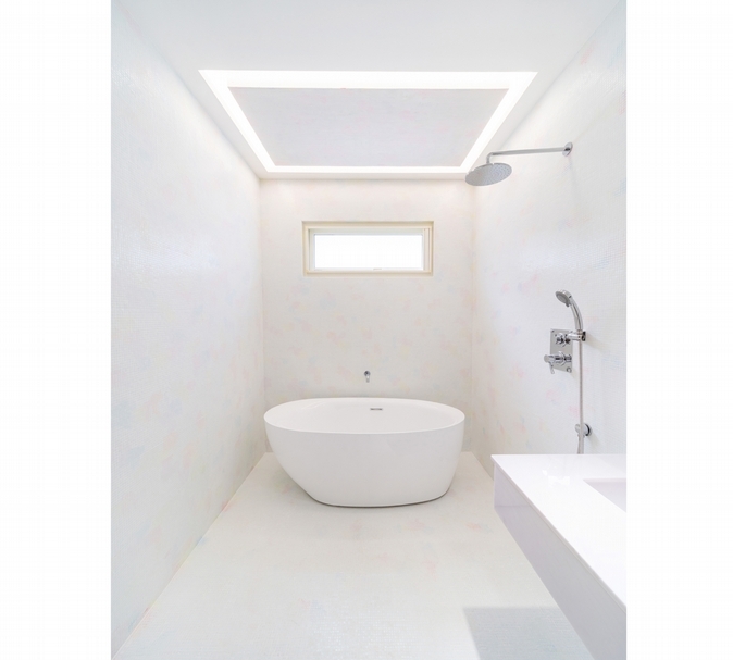 蔡年玨《Bathroom II》 。（有章藝術博物館提供）
