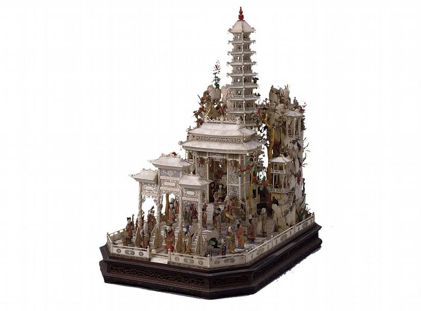清〈象牙雕群仙祝壽塔〉，北京故宮藏。
