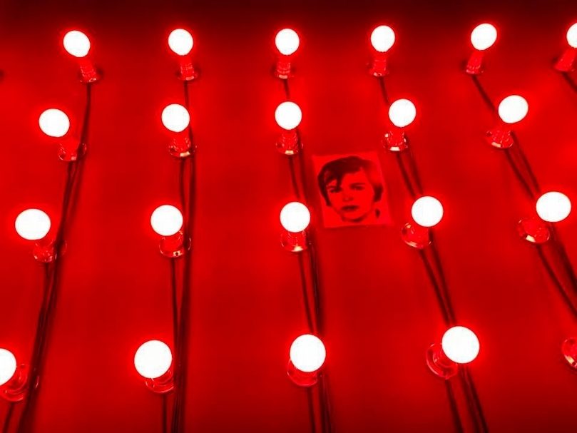 上海當代藝術博物館（Power Station of ART，PSA）舉辦克里斯蒂安．波爾坦斯基（Christian Boltanski）特展「憶所」（Storage Memory）。（簡秀枝提供）