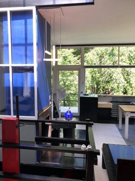 里特費爾德之施洛德住宅（Rietveld Schröeder House）內部陳設。（簡秀枝提供）