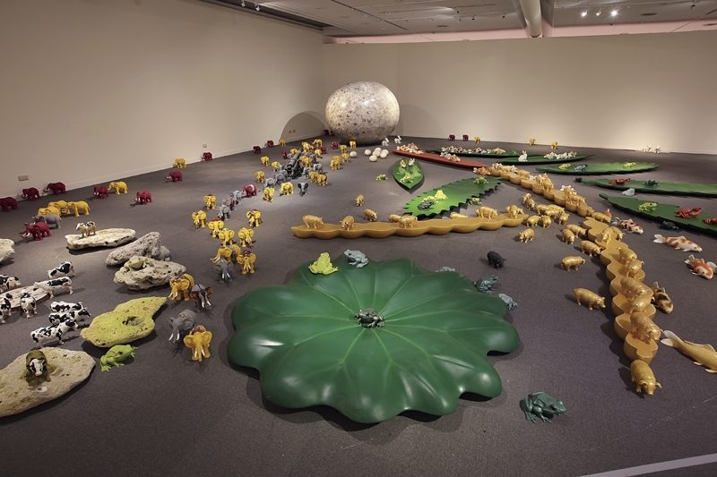 盧明德│看不見的風景I 裝置 尺寸依場地而定 2009 圖│關渡美術館