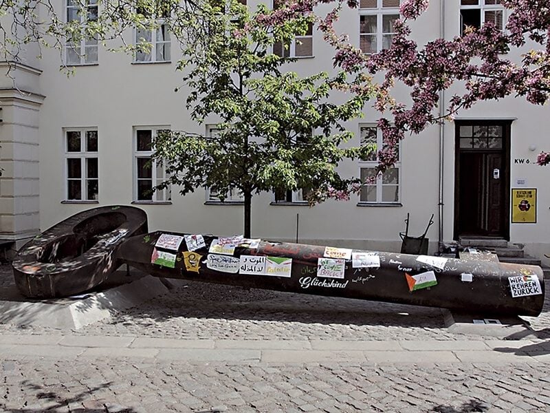 第七屆柏林雙年展作品：《Key of return（Berlin Biennale提供）