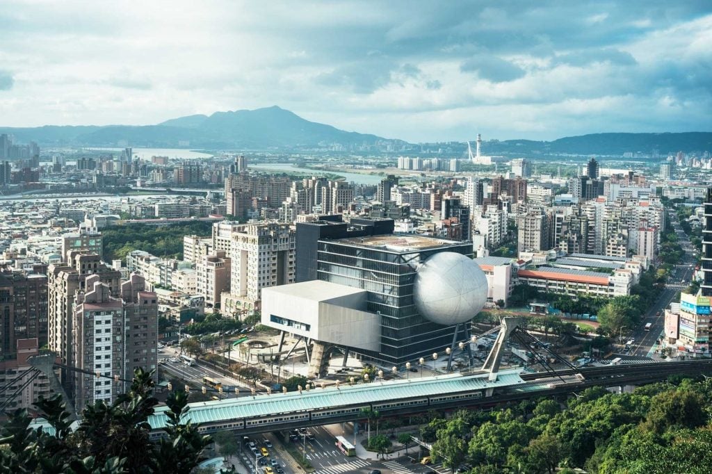 臺北表演藝術中心。（© 林軒朗，臺北表演藝術中心提供）