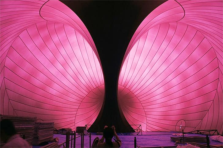 ARK NOVA內部。（courtesy of Arata Isozaki + Anish Kapoor）